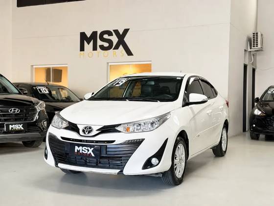 TOYOTA YARIS 1.5 16V FLEX SEDAN XL MULTIDRIVE TOYOTA YARIS 1.5 16V FLEX SEDAN XL MULTIDRIVE